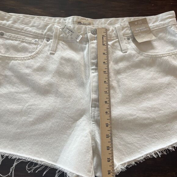 Madewell Shorts Women’s Size 33W Relaxed Denim White Cut Off NWT MSRP $78 - Picture 10 of 14